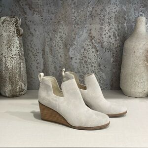 Toms light camp ankle boots